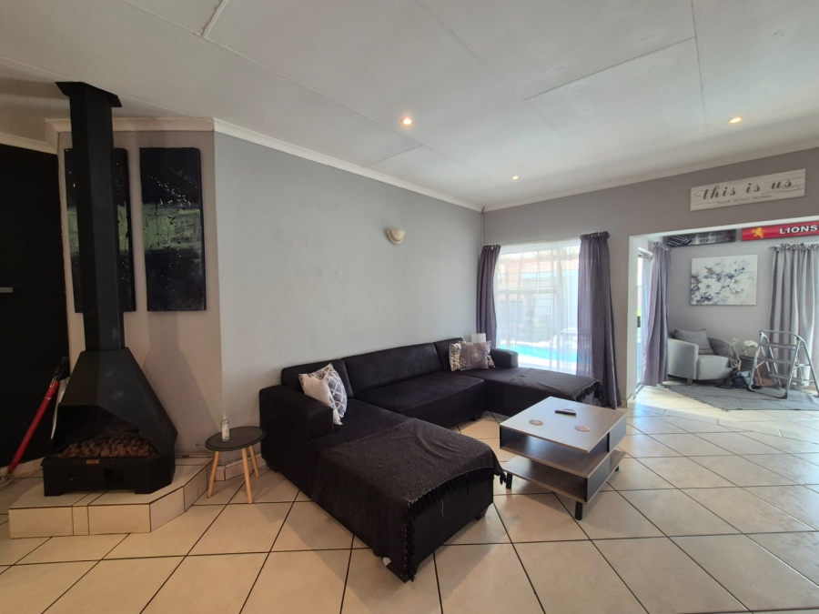 4 Bedroom Property for Sale in Vaalpark Free State